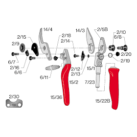 Felco 15 Bypass Pruner with Revolving Handle- F15